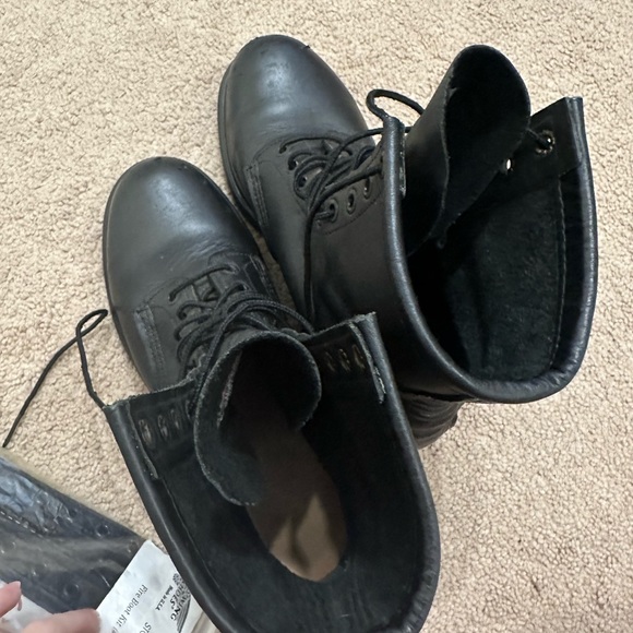 Red Wing Steel Toe Boots Black Leather - Picture 5 of 5